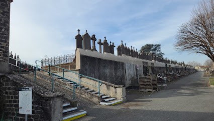 Cimetière de Riom, Cimetière à Riom