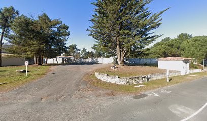 Cimetière, Cimetière au Grand-Village-Plage