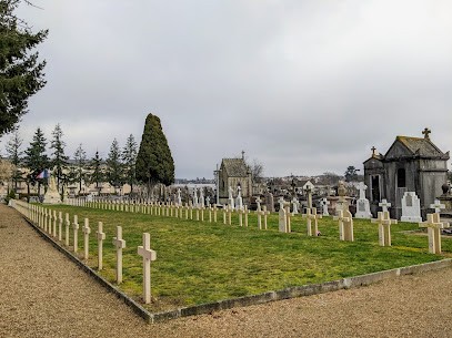 Cimetière Les Tuileries, Cimetière à Vendôme