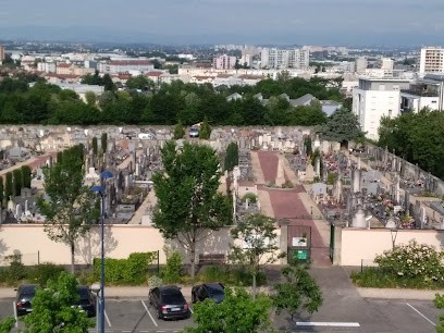 Cimetière De L'Egalité, Cimetière à Saint-Priest