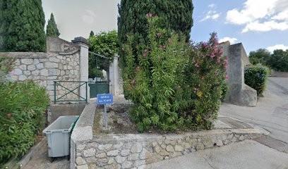 Cimetière De Pierrefeu Du Var, Cimetière à Pierrefeu-du-Var