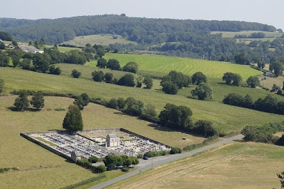 Cimetière De Saint-Léonard-des-Bois 72130, Cimetière à Saint-Léonard-des-Bois