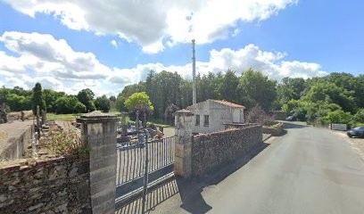 Cimetière Le-Champ-Saint-Père, Cimetière au Champ-Saint-Père
