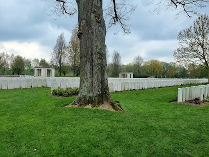 Bailleul Communal Cemetery & Extension, Cimetière à Bailleul