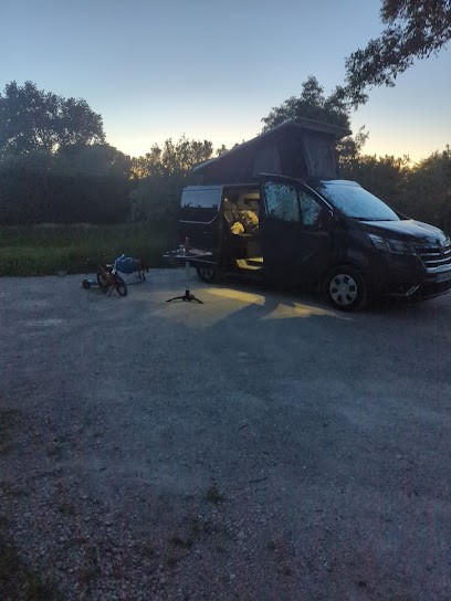 Cimetière de Jonquières 84150, Cimetière à Jonquières