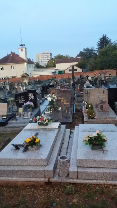 Cimetière Leclerc de Morhange, Cimetière à Morhange