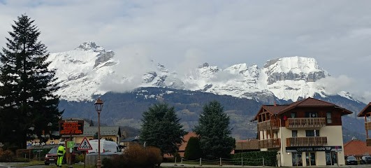 Cimetière De Domancy, Cimetière à Domancy