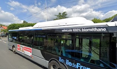 Cimetière du Perray de Sainte-Geneviève-des-Bois, Cimetière à Sainte-Geneviève-des-Bois