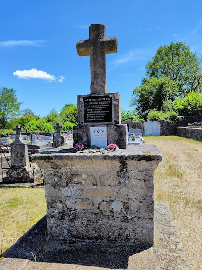 Cimetiere des Grands-Chézeaux, Cimetière aux Grands-Chézeaux
