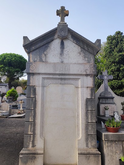 Cimetière Rabiac d'Antibes-Juan les Pins, Cimetière à Antibes