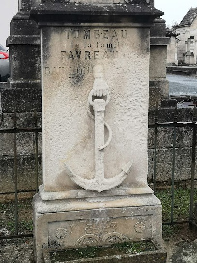 Cimetière Des Tilleuls, Cimetière à Royan