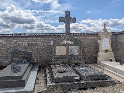 Cimetière De Courgis, Cimetière à Courgis