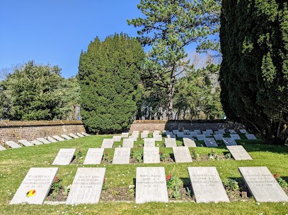 Le Touquet-Paris Plage Communal Cemetery, Cimetière au Touquet-Paris-Plage