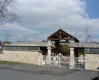 Cimetière Font Ronde De Savigny-le-Temple, Cimetière à Savigny-le-Temple