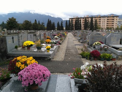 Cimetière Saint Simon d'Aix-les-Bains, Cimetière à Aix-les-Bains