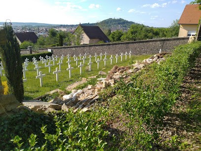 Cimetière de Navenne, Cimetière à Navenne