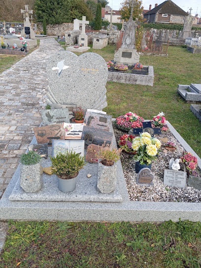 Apresnous, Cimetière à Montaigu-Vendée