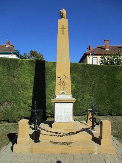 Cimetière de Bouzonville, Cimetière à Bouzonville