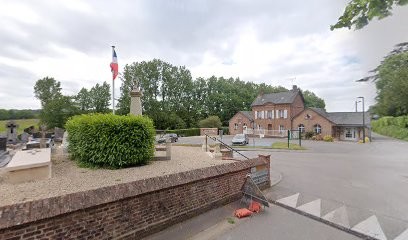 Cimetière Catholique Saint-Martin à Bourville, Cimetière à Bourville