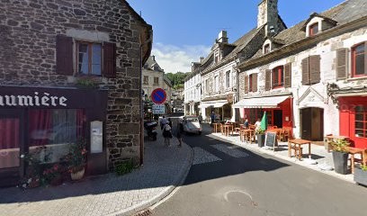 Lezer Annie, Pompes Funèbres à Riom-ès-Montagnes