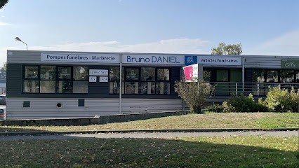 Pompes Funebres Et Marbrerie Daniel, Pompes Funèbres à Montauban De Bretagne